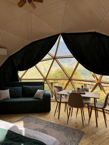 Posezení v ubytování Glamping EmeralD
