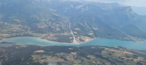 Φωτογραφία από το άλμπουμ του Rez de plage-Canoé+Paddle-70m² σε Savines