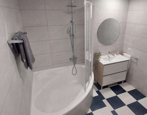 Ένα μπάνιο στο Alcañiz Flats Center