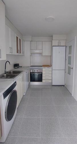 Η κουζίνα ή μικρή κουζίνα στο Alcañiz Flats Center
