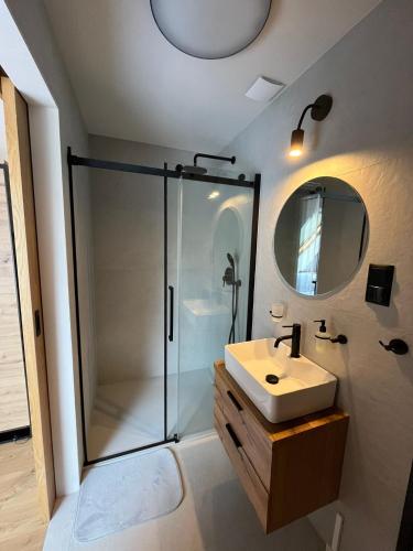 Salle de bains dans l'établissement Dom w Brzozach