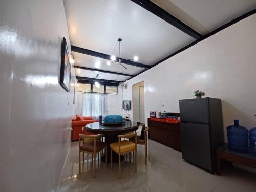 Fotografie z fotogalerie ubytování Cebu City Unit2 Spacious 2BR near SM Seaside NuStar Ocean Park Dynamic Herb Anjo v destinaci Cebu City