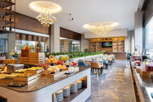 Jídlo v hotelu nebo okolí