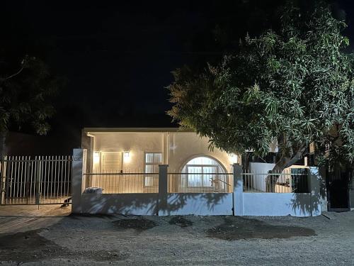 Το κτήριο όπου στεγάζεται  το διαμέρισμα