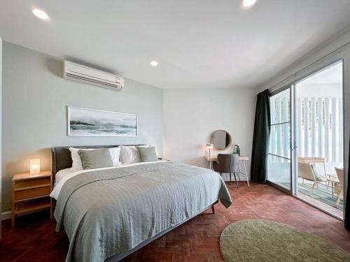 Postel nebo postele na pokoji v ubytování Seaview 2 bed in the heart of Hua Hin - BP2