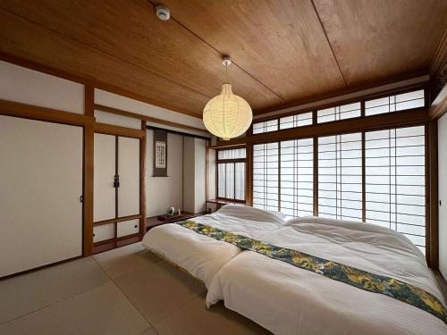 b hotel Eight Valley Nakamachi - Expansive 4BR Apartment in Vibrant Nakamachi