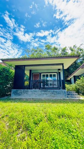 Κήπος έξω από το Picha house Kohyaonoi