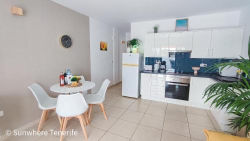 Primavera apartment by the beach Costa Adeje