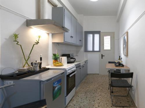 Ground Floor Apartment in the Heart of Pagrati
