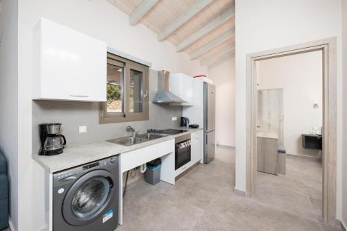 Η κουζίνα ή μικρή κουζίνα στο Villa Sia