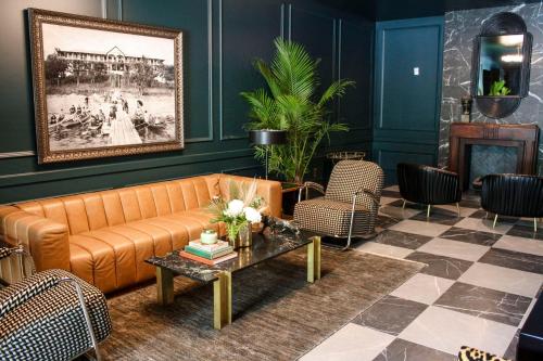 Ruang duduk di The Inn Hotel Lake Okoboji, an Ascend Collection Hotel