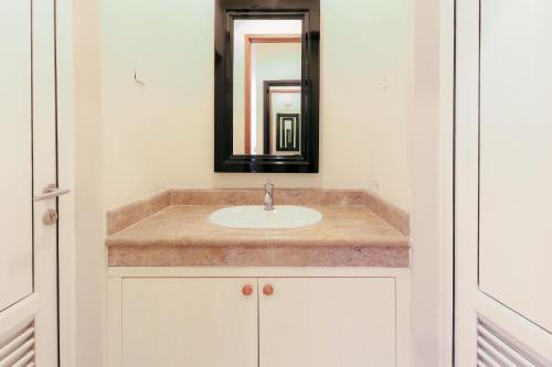 Fotografie z fotogalerie ubytování HOME Guesthouse v destinaci Surabaja