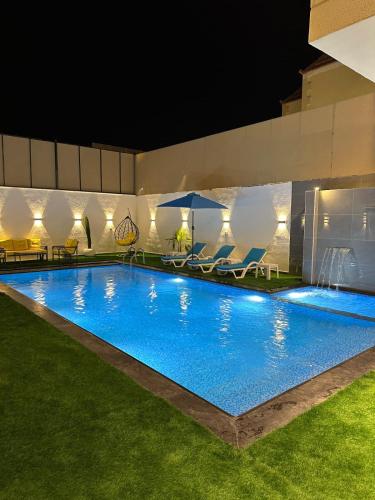 Kolam renang di atau dekat dengan Pearl Villa