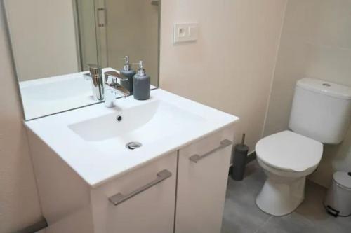 Photo de la galerie de l'établissement RC1D - Appartement F2 pour 1 à 3 personnes, à Mulhouse