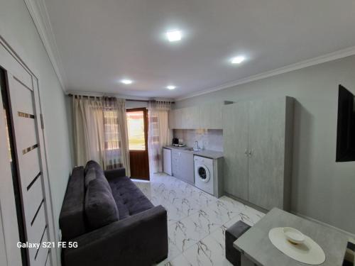 Kuchyň nebo kuchyňský kout v ubytování EKA House