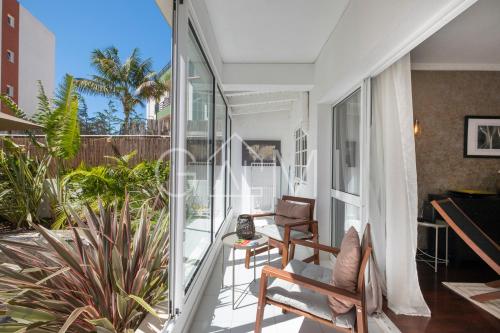 Stylish Garden Apartment by GALMI