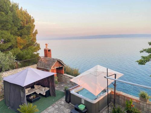 Super Horizont -FREE PARKING AND JACCUZZI