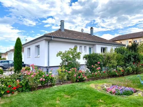 Zahrada ubytování Gîte Le Cosy, à 2 min de Colmar