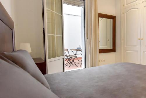 New! Quality Flat in the Center - Private Terrace
