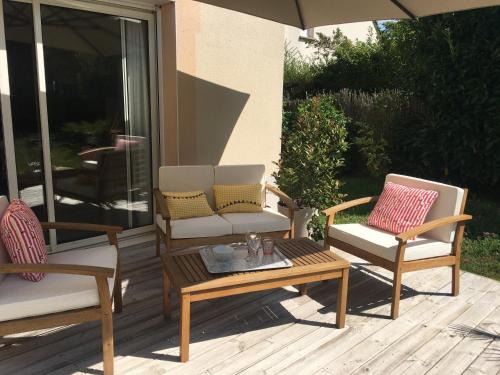 Maison lumineuse entre terre et mer