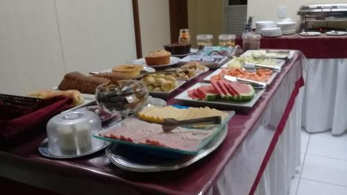 Φαγητό σε αυτό το ξενοδοχείο ή κάπου εκεί κοντά