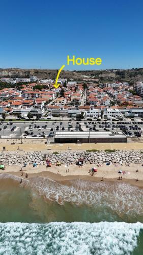 Big house with pool - 5 min walk to beach