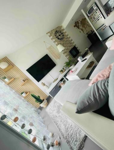 Photo de la galerie de l'établissement Agréable T2 à Merignac au pied du tram, à Mérignac