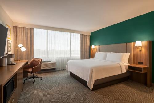 Holiday Inn Nashville Downtown - Stadium, an IHG Hotel Image
