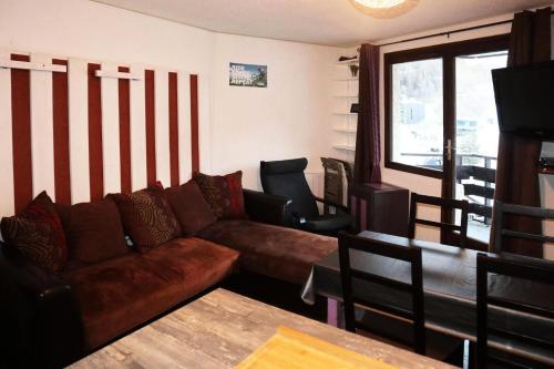 Photo de la galerie de l'établissement Résidence Le Cairn - SUPERBE STUDIO Rés. LE CAIRN - Studio 4 Pers vue pistes MAE-6591, aux Orres