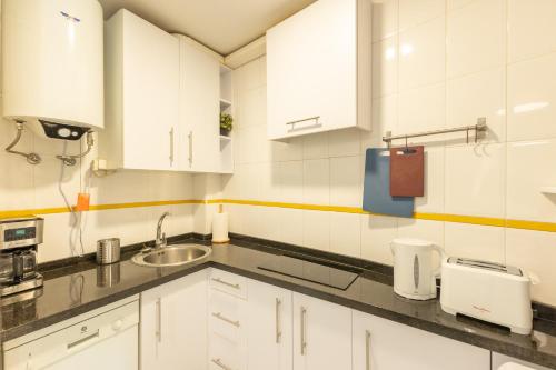 La Florida Charming Apartment with FREE PARKING by OCityzen