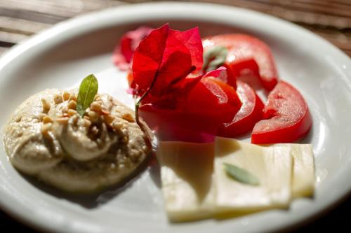 Φαγητό σε αυτό το πανδοχείο ή κάπου εκεί κοντά