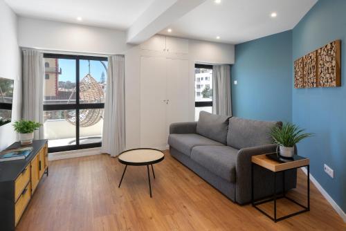 Atlantic Blue 1 - central and with garage