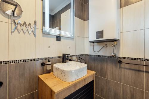 Gallery image of LuxapartmentsMN in Igalo