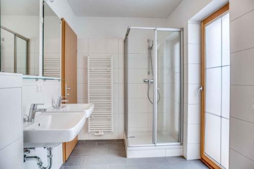Kúpeľňa v ubytovaní Holiday Homes Obertraun - Oberösterreich 86