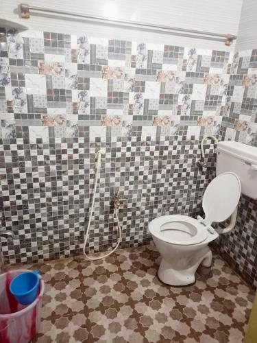 Ένα μπάνιο στο Sai Homestay