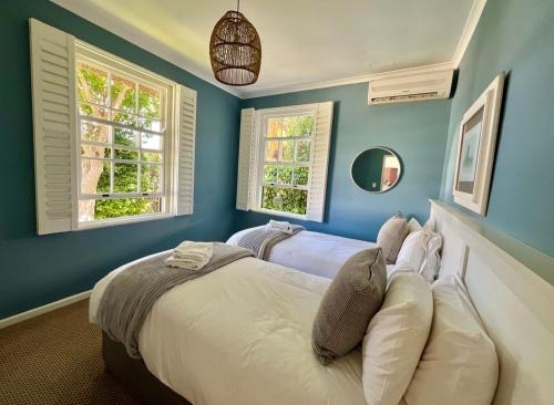 Billede fra billedgalleriet på Franschhoek Three Bedroom Cottage On Dirkie Uys i Franschhoek