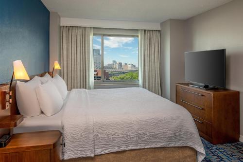 Residence Inn by Marriott Boston Harbor on Tudor Wharf Image
