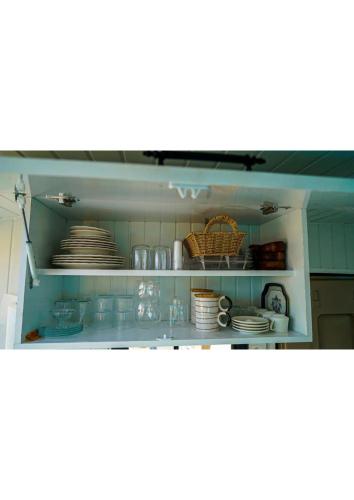 Dapur atau dapur kecil di HUZURLU BİR TATİl - CARAVAN SERENITY