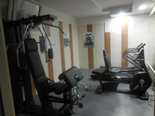 a gym with two exercise bikes in a room at Best Western Plus Hotel Perla Del Porto in Catanzaro Lido