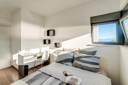 Luxury villa with pool near the beach, great view - TRAVELER tourist agency Krk - ID 2135