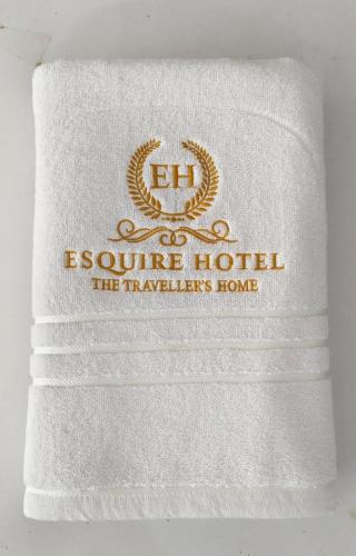 Certifikát, hodnocení, plakát nebo jiný dokument vystavený v ubytování Esquire Hotel Near BKC Mumbai