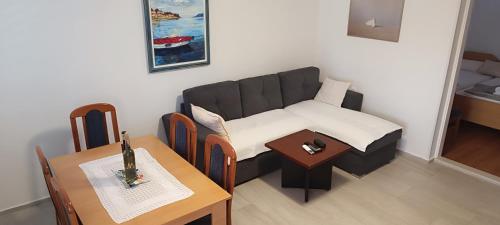 Et opholdsområde på Maslina Home