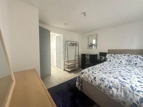 Ένα ή περισσότερα κρεβάτια σε δωμάτιο στο Sapphire Suite