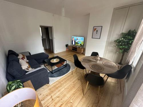 Photo de la galerie de l'établissement Appartement 2 chambres - Hypercentre et proche gare - WIFI gratuite, au Havre