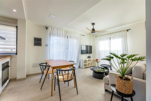 Apartment Urban Chill Private Pool Corralejo by Holidays Home