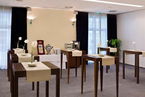 Restaurace v ubytování Metropolitan Hotel by Flemings