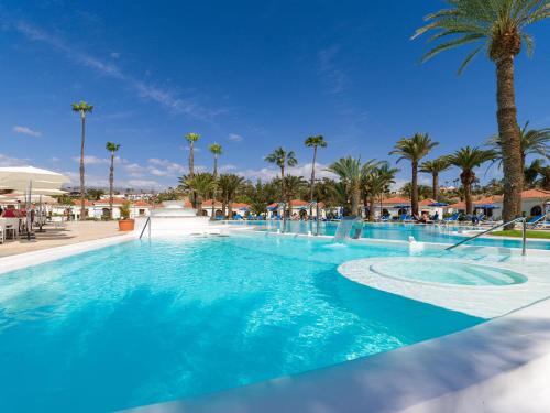 Bazén v ubytování eó Suite Hotel Jardin Dorado nebo v jeho okolí