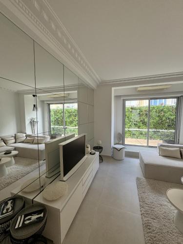 Apt moderne et luxueux a Cannes Res Miramar