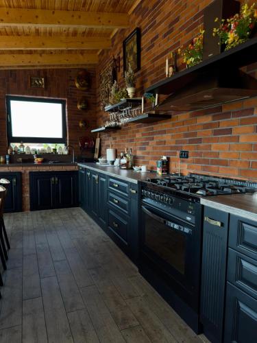 Dapur atau dapur kecil di Antique Charm Home