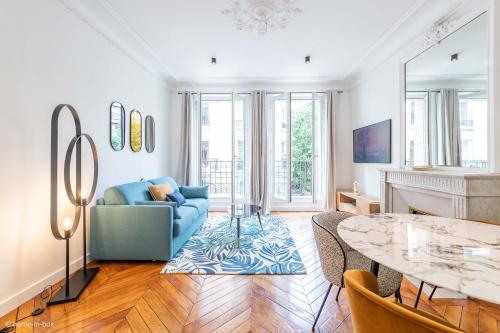 HotelHome Paris 16